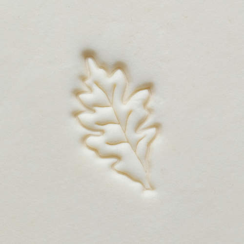 MKM Medium Round Stamp - Oak Leaf Outline (SCM-266)