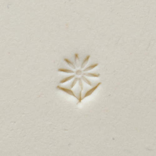 MKM Mini Round Stamp - Daisy with Leaves (SMR-104)