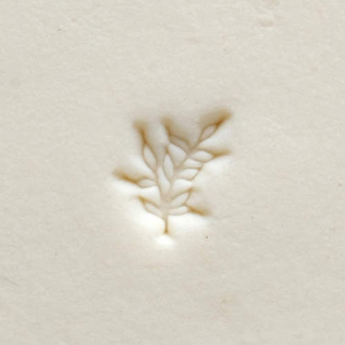 MKM Mini Round Stamp - Leaves on a Branch (SMR-110)