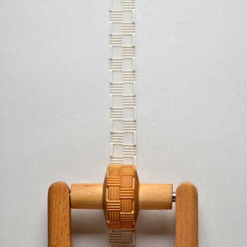 MKM Small Handle Roller - Basket Weave (RS-001)