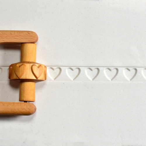 MKM Small Handle Roller - Hearts (RS-012)