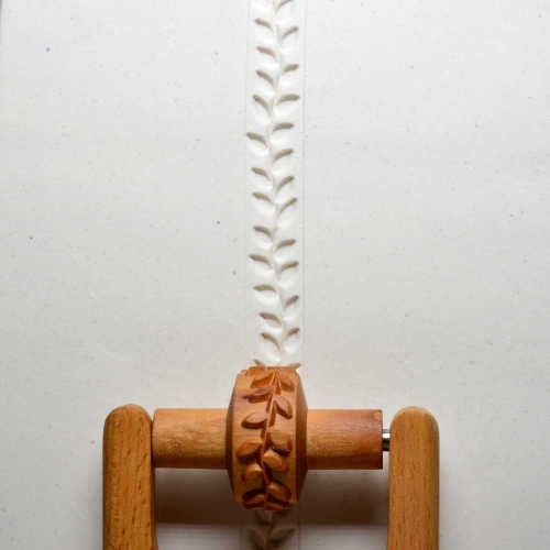 MKM Small Handle Roller - Leafy Vine (RS-026)