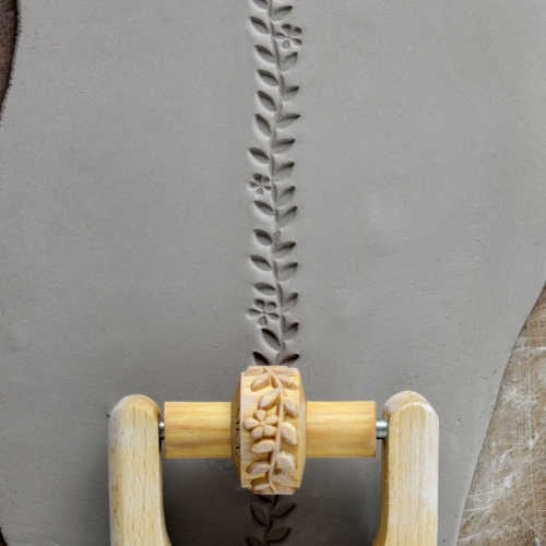 MKM Small Handle Roller - Flowers & Vines (RS-032)