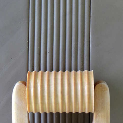 MKM Large Handle Roller - Small Groves - 6 cm (RL-103)