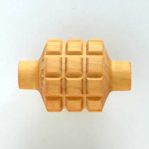 MKM Medium Handle Roller - Medium Grid - 3 cm (RM-023)