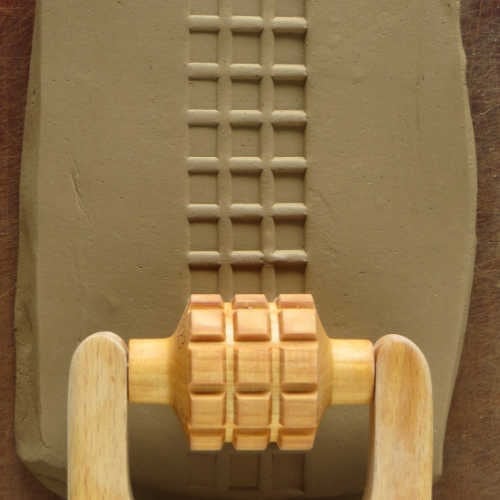 MKM Medium Handle Roller - Medium Grid - 3 cm (RM-023)