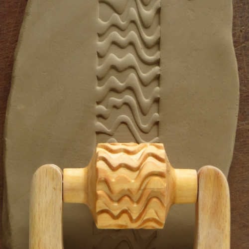 MKM Medium Handle Roller Medium - Curvy Zebra - 3 cm (RM-025)