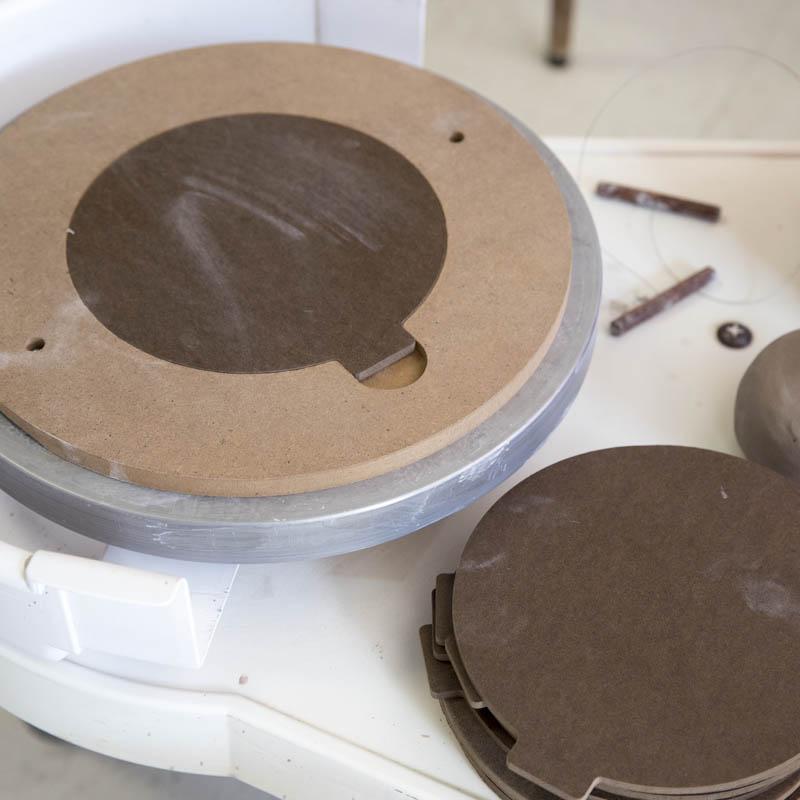 Dirty Girls Bat Insert System-Master & 10 Round Inserts 7.5" (ROUNDKIT)