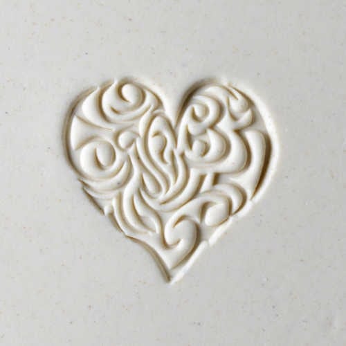 MKM Large Round Complicated Heart Stamp - 4 cm (SCL-001)