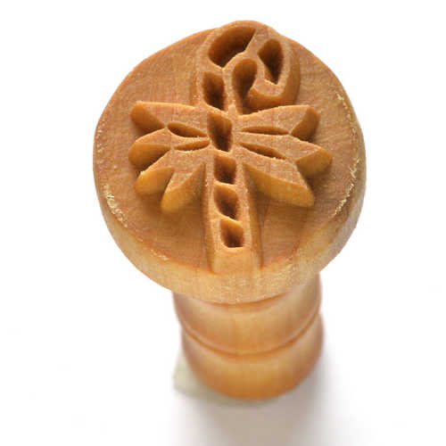 MKM Medium Round Candy Cane Stamp - 2.5 cm (SCM-173)