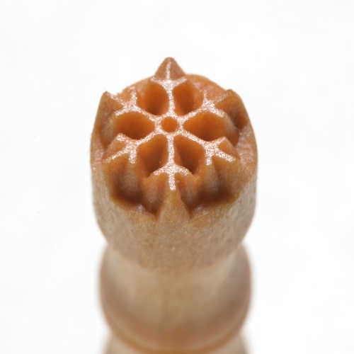 MKM Mini Round Snowflake Stamp - 1 cm (SMR-064)