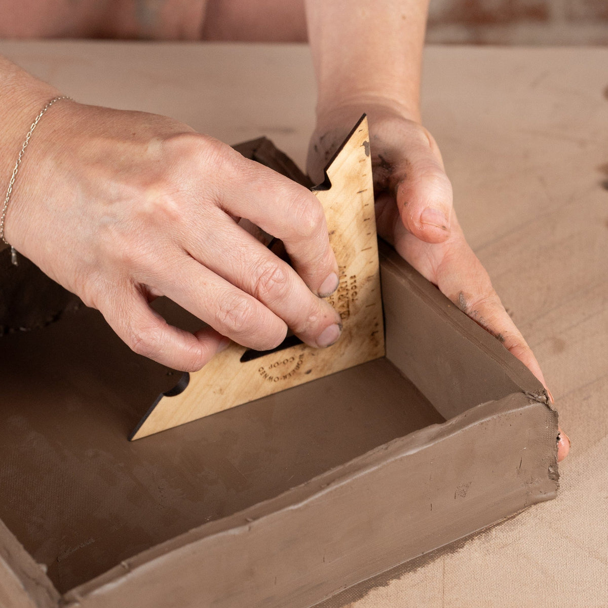 Garrity Tools - The Right Angle Tool - LIMITED EDITION (RIGHTANGLE)