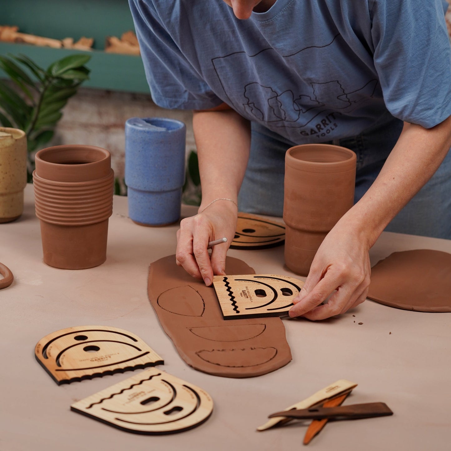 Garrity Tools - Travel Mug Lid Stencil Tool (LIDSTENCIL)