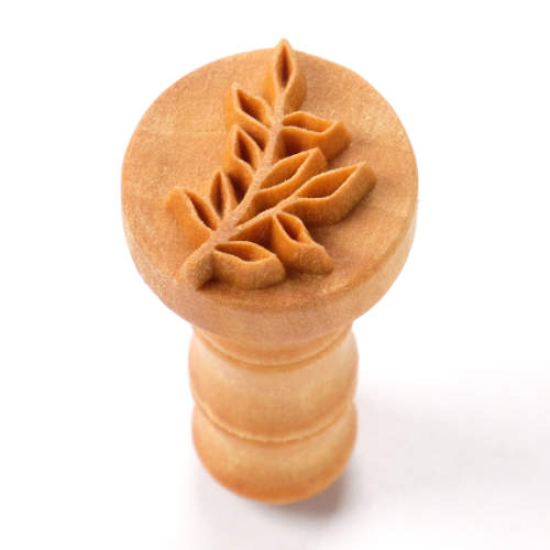 MKM Medium Round Stamp - Leaves on a Branch (SCM-276)