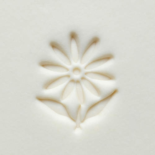 MKM Medium Round Stamp - Daisy with Leaves (SCM-270)