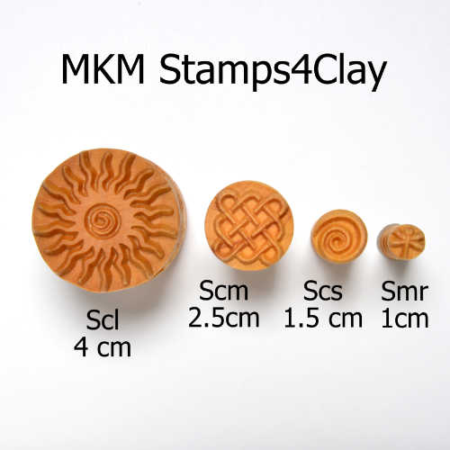 MKM Large Round Black Pine Bonsai Stamp - 4 cm (SCL-027)