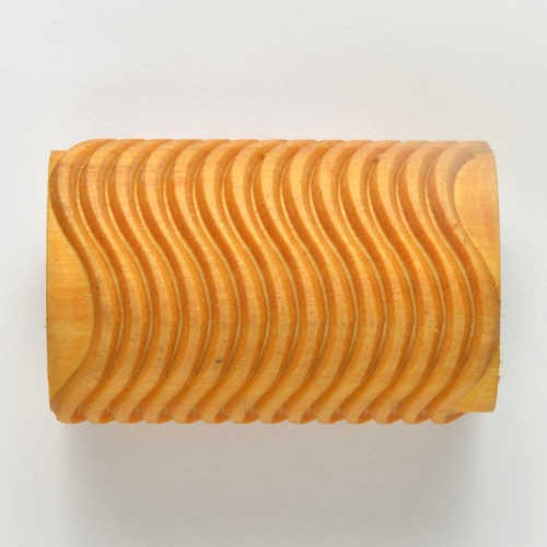 MKM Large Handle Roller - Wavy lines - 6 cm (RL-002)